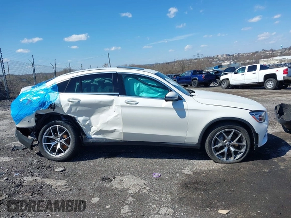2022 Mercedes-Benz GLC with VIN W1N0J8EB1NG026331, listed as a IAAI auction lot 41850167 with 1 mi miles. Bid and sale history available at carsss.com. Image 12.