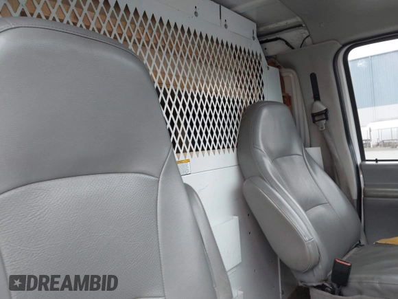 2006 Ford Econoline Cargo with VIN 1FTRE14W16HA85762, listed as a IAAI auction lot 42075835 with 88,491 mi miles. Bid and sale history available at carsss.com. Image 8.