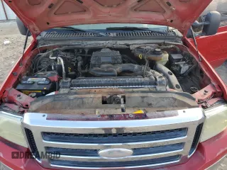2006 Ford Super Duty F-250 XL with VIN 1FTSW20536EC61181, listed as a Copart auction lot 85134034 with 298,975 mi miles and Clean Title. Bid and sale history available at carsss.com. Image 11.