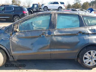 2016 Ford Escape S with VIN 1FMCU0F76GUC20988, listed as a IAAI auction lot 41561524 with 1 mi miles. Bid and sale history available at carsss.com. Image 15.
