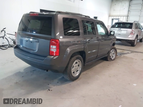 2016 Jeep Patriot Sport with VIN 1C4NJRBB0GD691510, listed as a IAAI auction lot 41729015 with 177,527 mi miles and . Bid and sale history available at carsss.com. Image 4.