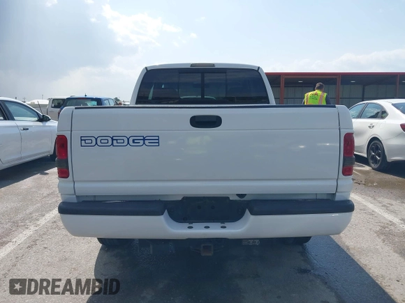 2000 Dodge 1500 with VIN 3B7HC13Z7YG103630, listed as a IAAI auction lot 42240485 with 21,142 mi miles and . Bid and sale history available at DreamBid. Image 16.