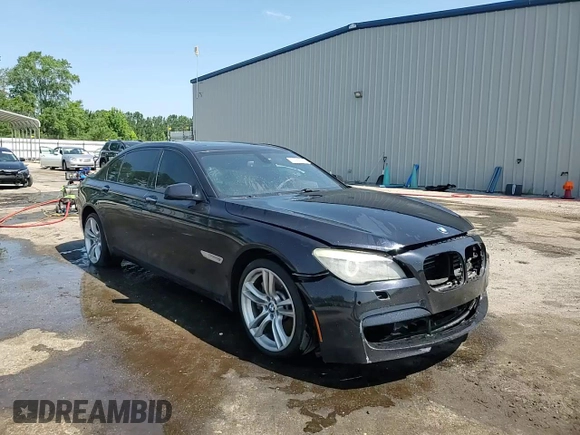 2012 BMW 7 Series 750Li с VIN WBAKB8C56CDX21023, выставлен на аукционе Copart как лот 61988955 с пробегом 145 022 миль миль и Списание • Salvage title. История ставок и продаж доступна на DreamBid. Изображение 13.