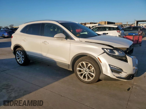 2019 Lincoln MKC Select with VIN 5LMCJ2D90KUL37996, listed as a Copart auction lot 48400885 with 57,264 mi miles and Salvage title. Bid and sale history available at DreamBid. Image 4.