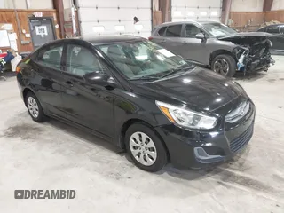 2017 Hyundai Accent SE z VIN KMHCT4AE4HU363570, wystawiony jako IAAI lot #42502349 z przebiegiem 169 329 mil mil oraz . Historia ofert i sprzedaży dostępna na DreamBid. Obrazek 1.