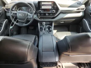 2022 Toyota Highlander XLE with VIN 5TDGZRBH6NS567328, listed as a Copart auction lot 66147185 with 205,654 mi miles and Clean title. Bid and sale history available at DreamBid. Image 8.