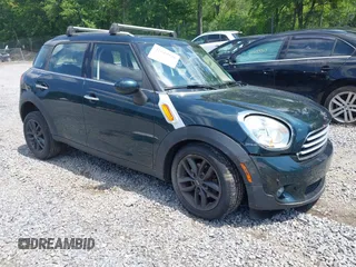 2014 MINI Countryman z VIN WMWZB3C54EWR39809, wystawiony jako IAAI lot #42644935 z przebiegiem 107 526 mil mil oraz . Historia ofert i sprzedaży dostępna na DreamBid. Obrazek 1.