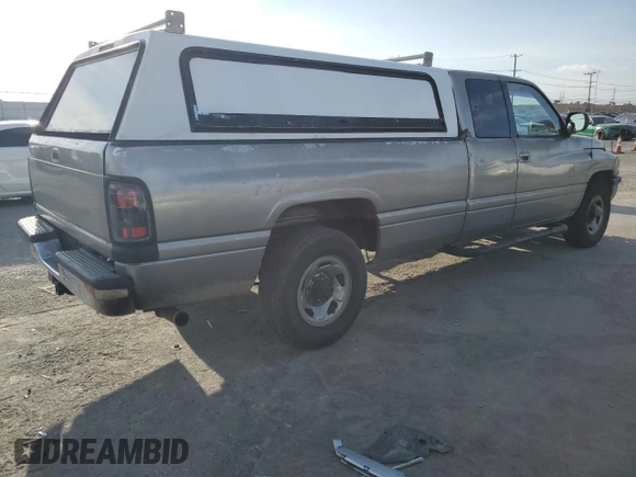 1997 Dodge Ram 2500 with VIN 3B7KC23Z0VM526798, listed as a Copart auction lot 45059435 with 298,639 mi miles and Clean Title. Bid and sale history available at carsss.com. Image 3.