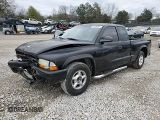 2002 Dodge Dakota with VIN 1B7GL12X42S530775, listed as a Copart auction lot 81106564 with 197,366 mi miles and Salvage Title. Bid and sale history available at carsss.com. Image 1.