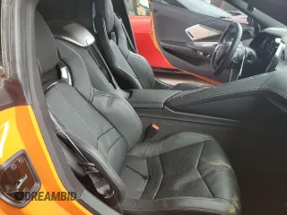 2024 Chevrolet Corvette 2LT z VIN 1G1YB2D43R5125766, wystawiony jako Copart lot #88470315 z przebiegiem Nie podano mil oraz Szkoda całkowita • Salvage title. Historia ofert i sprzedaży dostępna na DreamBid. Obrazek 10.