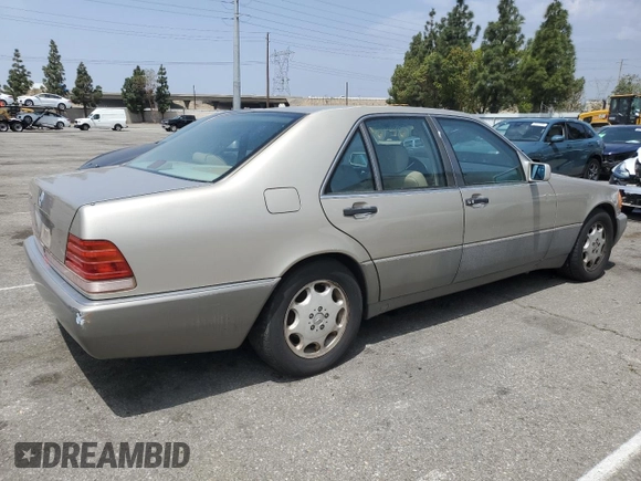1994 Mercedes-Benz S 320 with VIN WDBGA32EXRA162522, listed as a Copart auction lot 55530585 with 83,025 mi miles and Clean Title. Bid and sale history available at DreamBid. Image 3.