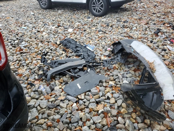 2018 Ford Explorer XLT with VIN 1FM5K8DH7JGC59605, listed as a Copart auction lot 77468614 with 60,136 mi miles and Salvage Title. Bid and sale history available at carsss.com. Image 15.