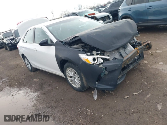 2016 Toyota Camry XLE with VIN 4T1BF1FKXGU227846, listed as a IAAI auction lot 41842937 with 58,146 mi miles. Bid and sale history available at carsss.com. Image 1.