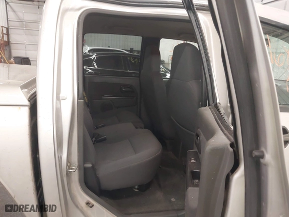 2006 Chevrolet Colorado LT w/2LT with VIN 1GCDT136068165572, listed as a IAAI auction lot 41680687 with 136,882 mi miles. Bid and sale history available at carsss.com. Image 8.