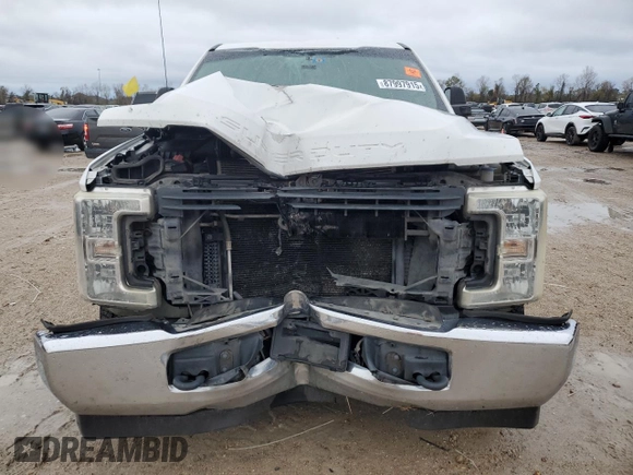 2019 Ford F-350 XL with VIN 1FT8W3A68KEC83176, listed as a Copart auction lot 87997915 with 275,052 mi miles and Salvage title. Bid and sale history available at DreamBid. Image 5.