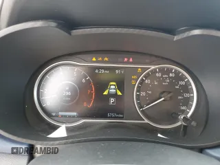 2025 Nissan Versa SV с VIN 3N1CN8EV1SL826950, выставлен на аукционе Copart как лот 60200755 с пробегом 5 757 миль миль и Чистый • Clean title. История ставок и продаж доступна на DreamBid. Изображение 9.