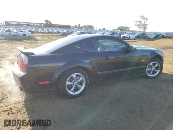2006 Ford Mustang GT Deluxe with VIN 1ZVHT82H765176578, listed as a Copart auction lot 51694475 with 90,761 mi miles and Salvage Title. Bid and sale history available at carsss.com. Image 3.