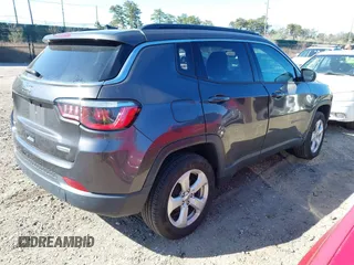 2018 Jeep Compass Altitude with VIN 3C4NJDBBXJT202826, listed as a IAAI auction lot 42012645 with 125,839 mi miles and . Bid and sale history available at carsss.com. Image 4.