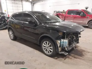2021 Nissan Rogue S z VIN JN1BJ1AW8MW668455, wystawiony jako IAAI lot #41514557 z przebiegiem 100 477 mil mil oraz . Historia ofert i sprzedaży dostępna na DreamBid. Obrazek 1.
