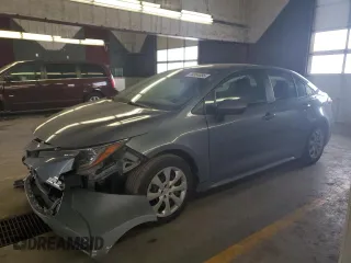 2021 Toyota Corolla LE with VIN 5YFEPMAE4MP217842, listed as a Copart auction lot 44954855 with 71,365 mi miles and Salvage Title. Bid and sale history available at carsss.com. Image 1.