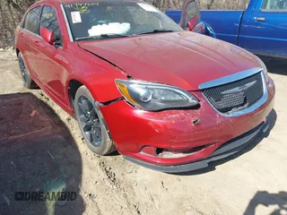 2013 Chrysler 200 Limited with VIN 1C3CCBCG4DN719399, listed as a IAAI auction lot 41794229 with 123,903 mi miles. Bid and sale history available at carsss.com. Image 6.
