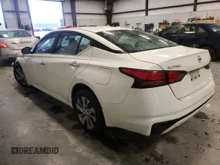 2019 Nissan Altima S with VIN 1N4BL4BV6KC180902, listed as a Copart auction lot 45063235 with 131,412 mi miles and Salvage Title. Bid and sale history available at DreamBid. Image 2.