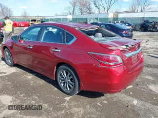2015 Nissan Altima 2.5 S with VIN 1N4AL3AP6FC471897, listed as a IAAI auction lot 41882021 with 120,948 mi miles. Bid and sale history available at carsss.com. Image 3.