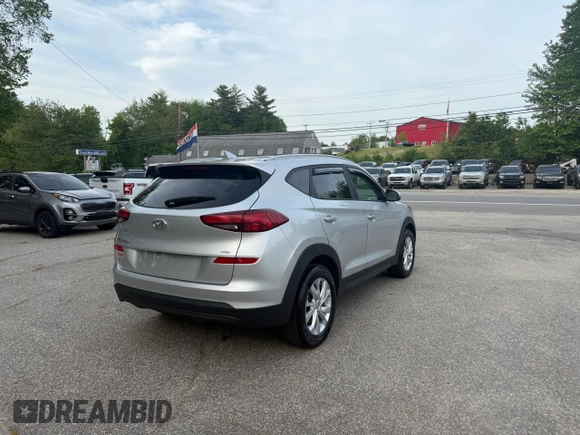 2019 Hyundai Tucson Value z VIN KM8J3CA48KU876515, wystawiony jako Copart lot #59052125 z przebiegiem 106 425 mil mil oraz Czysty tytuł • Clean title. Historia ofert i sprzedaży dostępna na DreamBid. Obrazek 4.