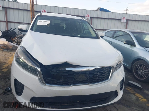 2019 Kia Sorento LX V6 with VIN 5XYPGDA54KG440649, listed as a IAAI auction lot 41843180 with 171,653 mi miles. Bid and sale history available at carsss.com. Image 12.