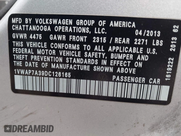 2013 Volkswagen Passat Wolfsburg Edition with VIN 1VWAP7A39DC126165, listed as a IAAI auction lot 41921572 with 132,992 mi miles. Bid and sale history available at carsss.com. Image 9.