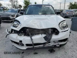 2020 MINI Countryman Cooper S с VIN WMZYW7C01L3L79003, выставлен на аукционе Copart как лот 60715415 с пробегом 35 008 миль миль и Списание • Salvage title. История ставок и продаж доступна на DreamBid. Изображение 5.