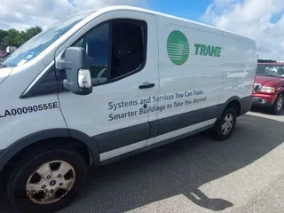 2018 Ford Transit с VIN 1FTYR1YG8JKB56227, выставлен на аукционе IAAI как лот 42662659 с пробегом 108 774 миль миль и . История ставок и продаж доступна на DreamBid. Изображение 24.