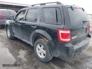 2008 Ford Escape Hybrid with VIN 1FMCU59H28KB66264, listed as a IAAI auction lot 41656399 with 259,238 mi miles. Bid and sale history available at carsss.com. Image 3.