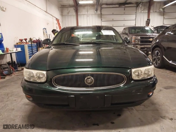 2001 Buick LeSabre Custom with VIN 1G4HP54K11U198293, listed as a IAAI auction lot 41555886 with 141,926 mi miles. Bid and sale history available at carsss.com. Image 13.