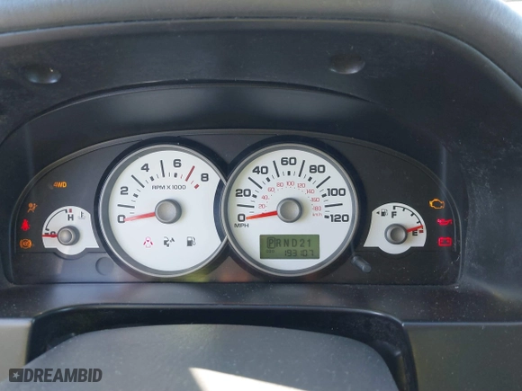 2005 Ford Escape XLT with VIN 1FMYU931X5KB23022, listed as a IAAI auction lot 41758560 with 193,107 mi miles. Bid and sale history available at carsss.com. Image 7.