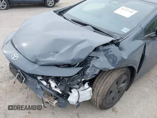 2024 Toyota Prius SE z VIN JTDACACU8R3027202, wystawiony jako IAAI lot #41727758 z przebiegiem 4 625 mil mil oraz . Historia ofert i sprzedaży dostępna na DreamBid. Obrazek 6.