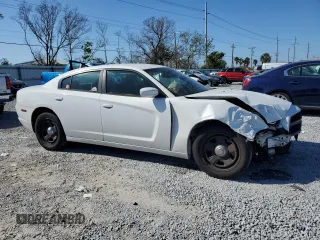 2014 Dodge Charger Police with VIN 2C3CDXAG4EH357758, listed as a Copart auction lot 44706135 with 103,787 mi miles and Salvage Title. Bid and sale history available at DreamBid. Image 4.