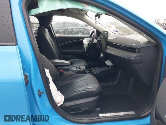 2023 Ford Mustang Mach-E Premium с VIN 3FMTK3R46PMA89994, выставлен на аукционе IAAI как лот 42195947 с пробегом Не указан миль и . История ставок и продаж доступна на DreamBid. Изображение 5.
