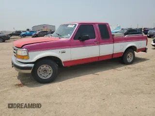 1994 Ford F-150 with VIN 1FTEX15N0RKA68814, listed as a Copart auction lot 62187354 with 181,561 mi miles and Clean Title. Bid and sale history available at carsss.com. Image 1.