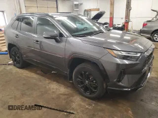 2022 Toyota RAV4 Hybrid SE z VIN 4T3T6RFVXNU086035, wystawiony jako Copart lot #61029535 z przebiegiem 52 174 mil mil oraz Szkoda całkowita • Salvage title. Historia ofert i sprzedaży dostępna na DreamBid. Obrazek 4.
