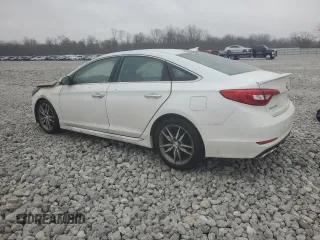 2015 Hyundai Sonata Sport z VIN 5NPE34AB0FH053345, wystawiony jako Copart lot #45194645 z przebiegiem Nie podano mil oraz Szkoda całkowita • Salvage title. Historia ofert i sprzedaży dostępna na DreamBid. Obrazek 2.