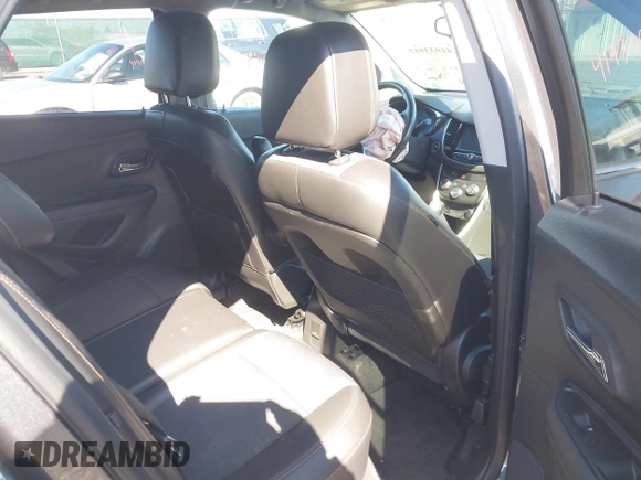 2017 Chevrolet Trax LT with VIN KL7CJPSB5HB211919, listed as a IAAI auction lot 41933915 with 92,915 mi miles and . Bid and sale history available at carsss.com. Image 8.