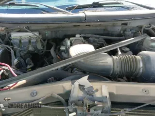 2005 Ford F-150 STX с VIN 1FTRF04W25KD56854, выставлен на аукционе IAAI как лот 41522143 с пробегом 218 197 миль миль и . История ставок и продаж доступна на DreamBid. Изображение 12.