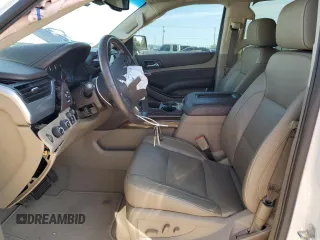 2020 Chevrolet Tahoe LT z VIN 1GNSKBKC7LR124845, wystawiony jako Copart lot #53354715 z przebiegiem Nie podano mil oraz Szkoda całkowita • Salvage title. Historia ofert i sprzedaży dostępna na DreamBid. Obrazek 7.