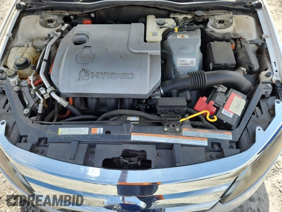 2010 Ford Fusion Hybrid z VIN 3FADP0L39AR152224, wystawiony jako Copart lot #60549615 z przebiegiem 118 939 mil mil oraz Szkoda całkowita • Salvage title. Historia ofert i sprzedaży dostępna na DreamBid. Obrazek 11.
