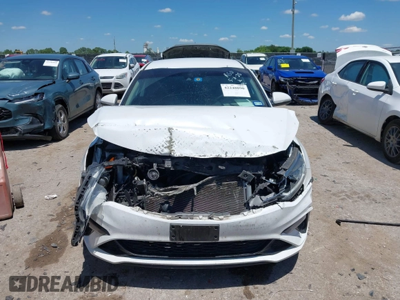 2019 Kia Optima LX z VIN 5XXGT4L38KG372576, wystawiony jako IAAI lot #42248090 z przebiegiem 98 368 mil mil oraz . Historia ofert i sprzedaży dostępna na DreamBid. Obrazek 12.
