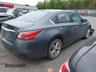 2014 Nissan Altima SV with VIN 1N4AL3AP3EN247800, listed as a IAAI auction lot 42040413 with 179,781 mi miles and . Bid and sale history available at DreamBid. Image 4.