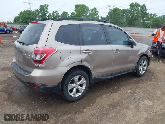 2015 Subaru Forester 2.5i z VIN JF2SJABC3FH437635, wystawiony jako IAAI lot #42515132 z przebiegiem 217 398 mil mil oraz . Historia ofert i sprzedaży dostępna na DreamBid. Obrazek 4.