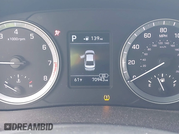2018 Hyundai Sonata SE with VIN 5NPE24AF0JH635282, listed as a IAAI auction lot 42072666 with 70,943 mi miles and . Bid and sale history available at carsss.com. Image 7.