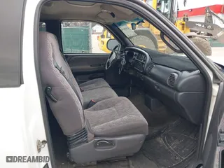 1998 Dodge Ram 1500 with VIN 3B7HC12Y4WM271488, listed as a IAAI auction lot 41505101 with 165,001 mi miles. Bid and sale history available at carsss.com. Image 5.
